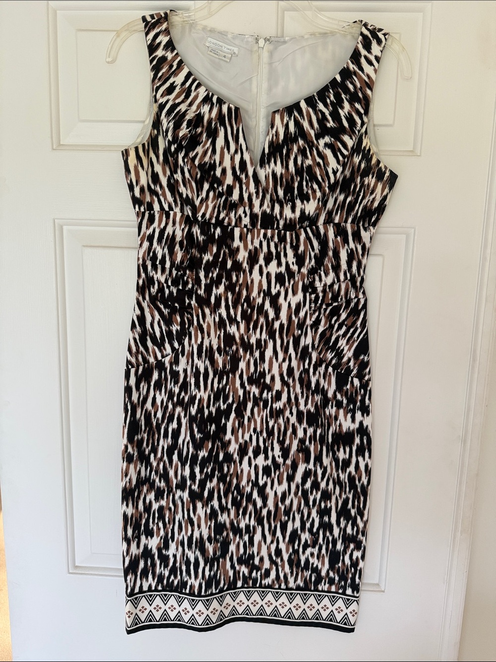 London Times Sleeveless Animal-Print Sheath Dress in Black & Brown - Size 4